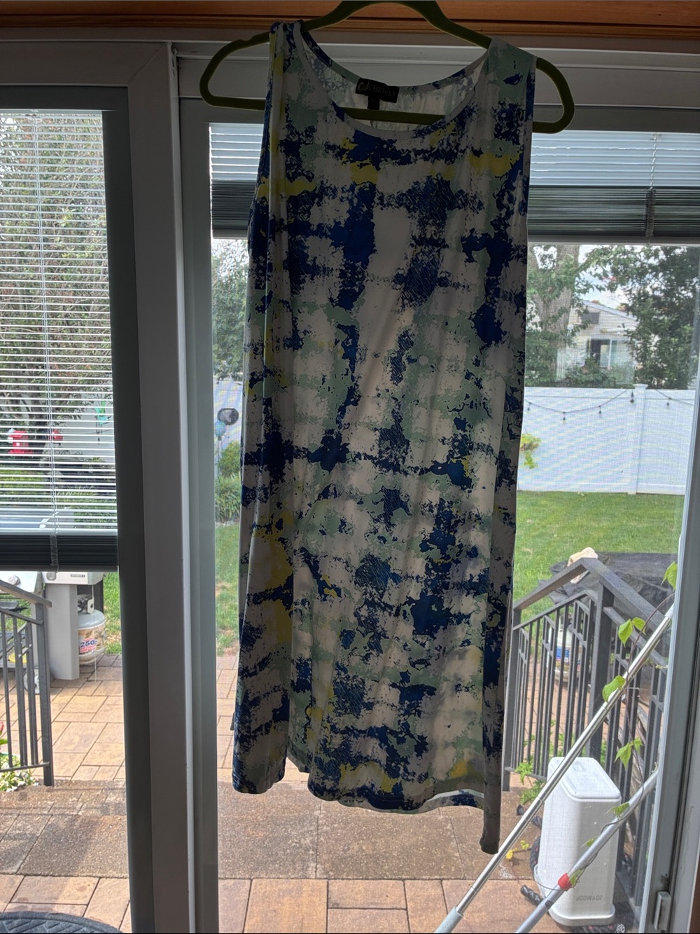 Abstract Print Maxi Skirt in White and Blue